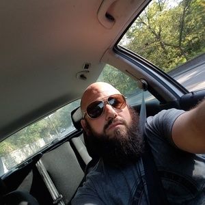 Meet your Posher, Joshua